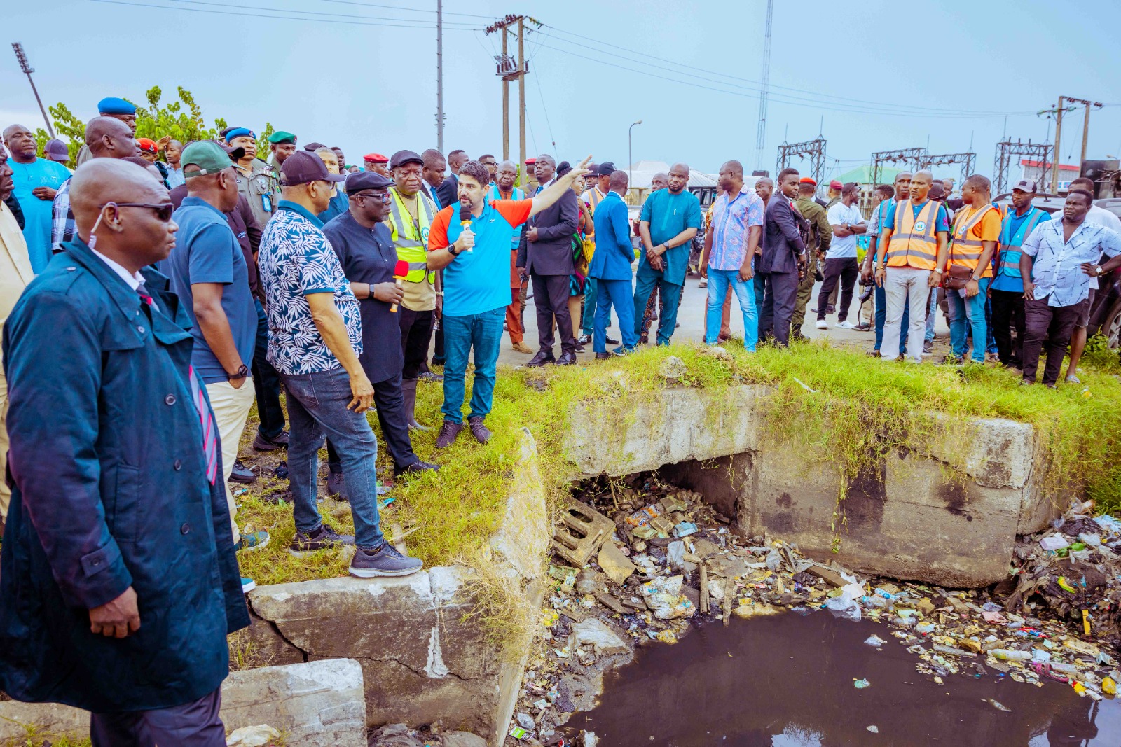 Gov Oborevwori moves to deflood Warri Stadium 