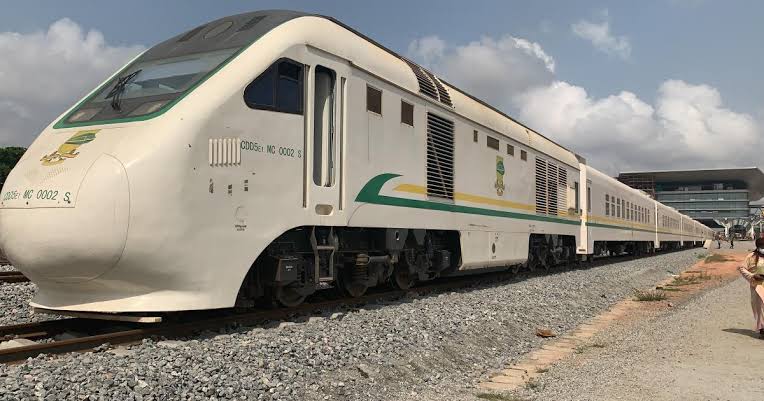 Minister backs reintroduction of Kaduna city train service