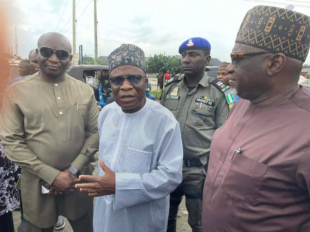  Niger Delta Minister, Momoh Inspects East-West Road, Assures Completion