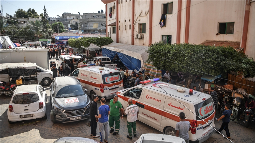 Red Cross helps transport injured out of Gaza Strip to Egypt