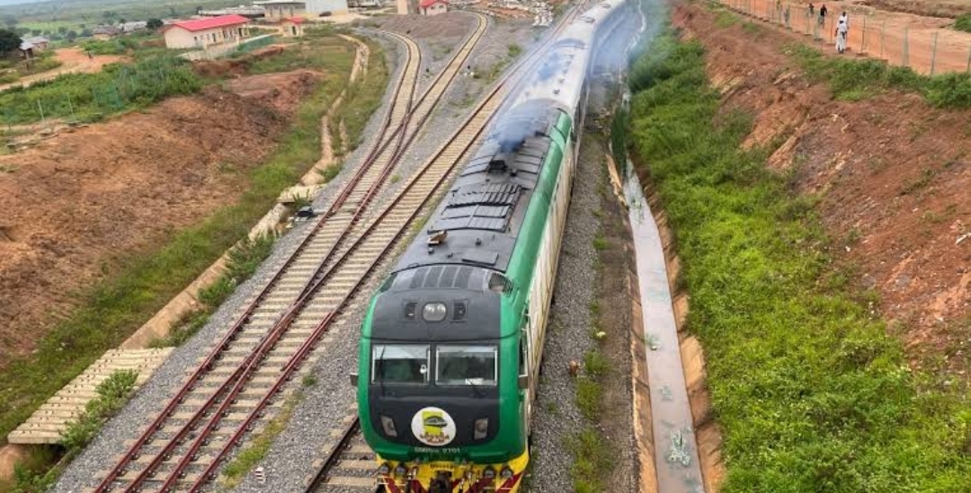 Work begins on damaged rail panels linking Osun with Kwara