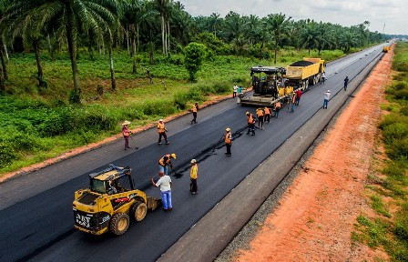 Senate bemoans deplorable state of roads, wants FG to consider N300bn fund for Emergency Intervention 
