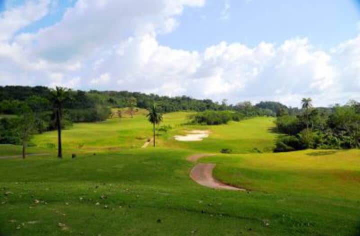 Nigerian golf goes on centre stage as IBB Golf Club launches CNN campaign