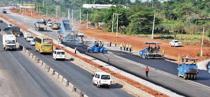 Lagos government rehabilitated 524 roads in 2021, to fix 600 in 2022