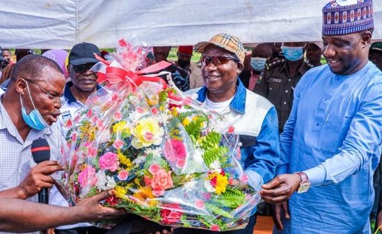 Governor Lalong urges Plateau farmers to embrace flower production