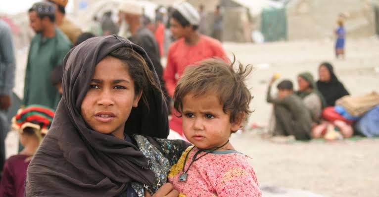 UK will pay to shelter refugees in countries neighbouring Afghanistan