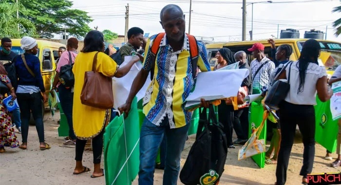 Osun 2022: INEC distributes election materials