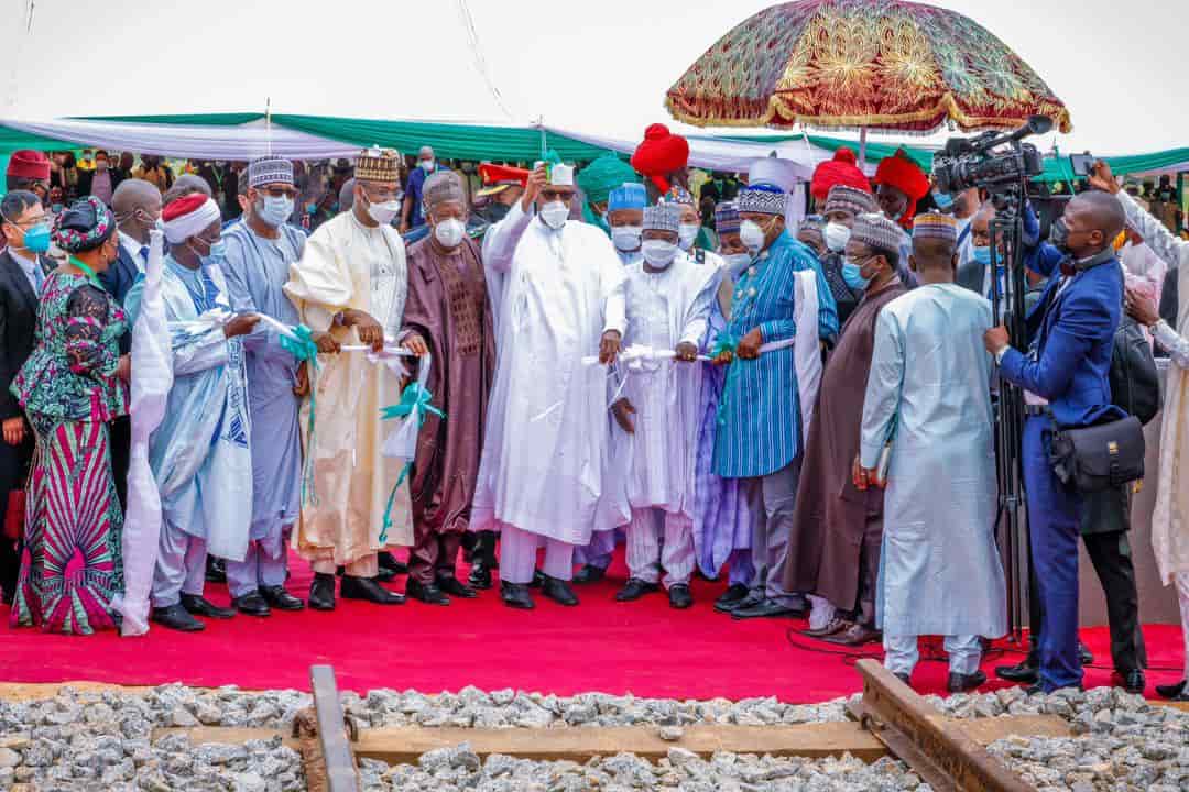Northern Governors praises President Buhari for Railway modernization