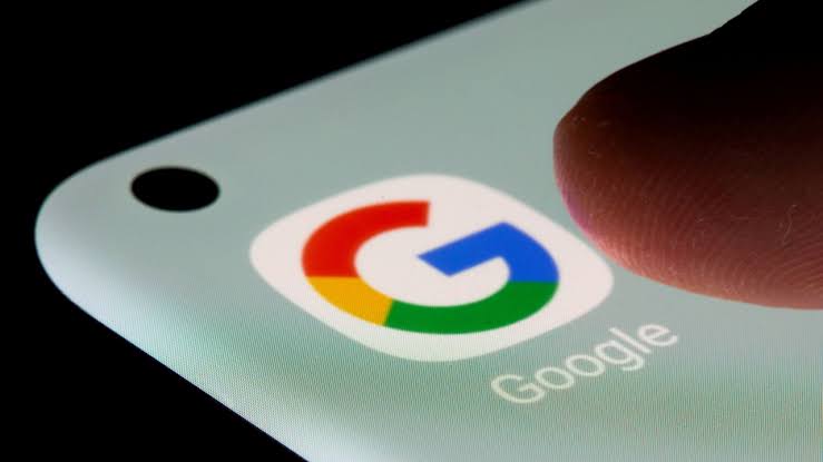 Google suspends ad sales in Russia as censorship demands grow